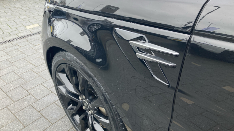 Land Rover Range Rover Sport 3.0 D250 HSE Silver 5dr Auto Diesel Estate